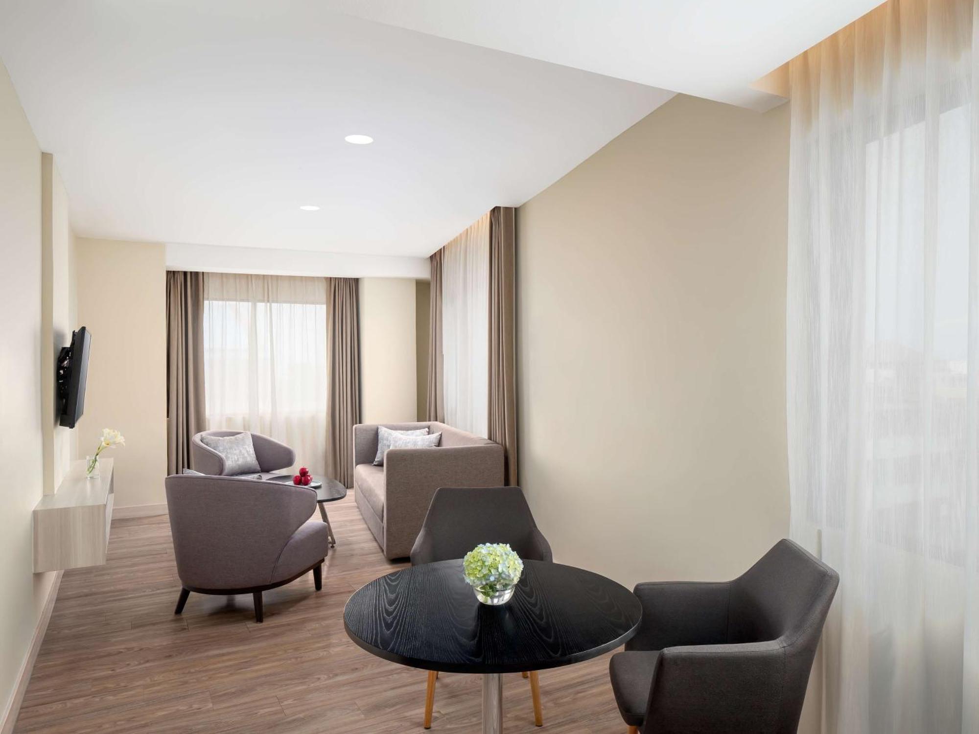 Aiho Hotel Medan Eksteriør billede