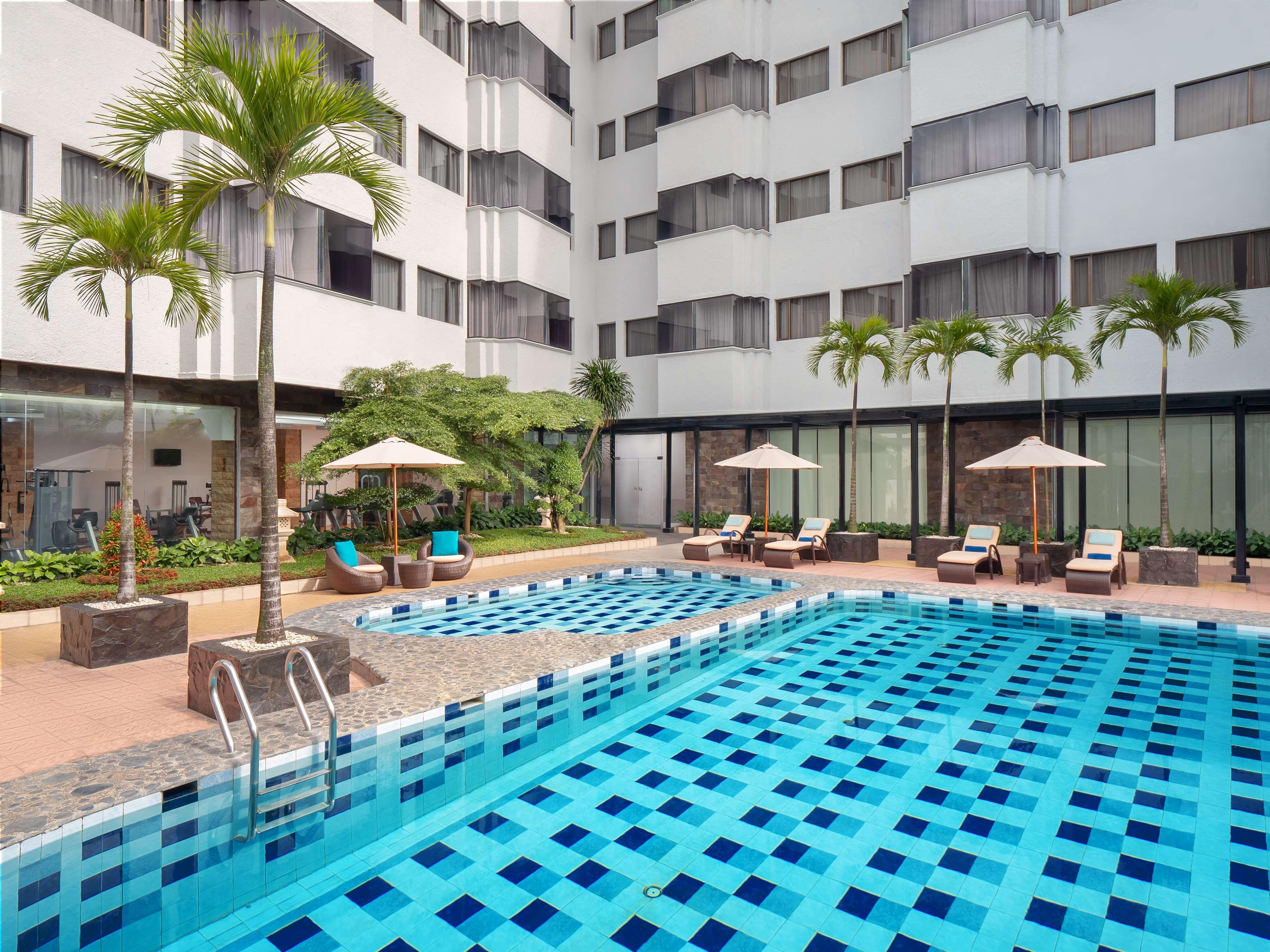 Aiho Hotel Medan Eksteriør billede