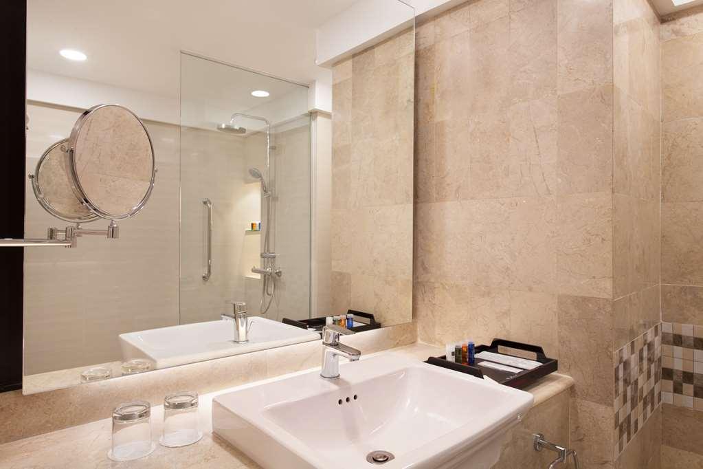 Aiho Hotel Medan Værelse billede