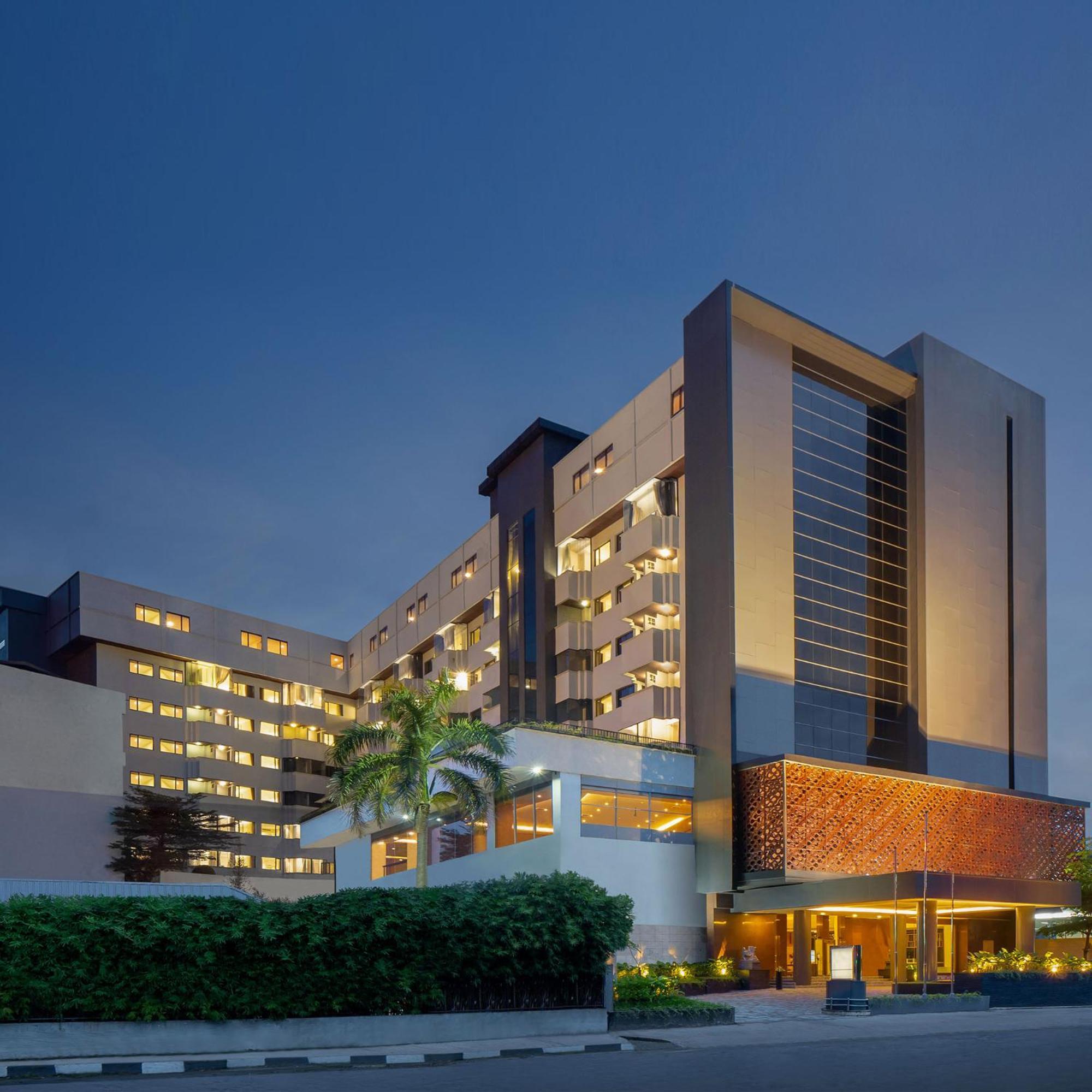 Aiho Hotel Medan Eksteriør billede